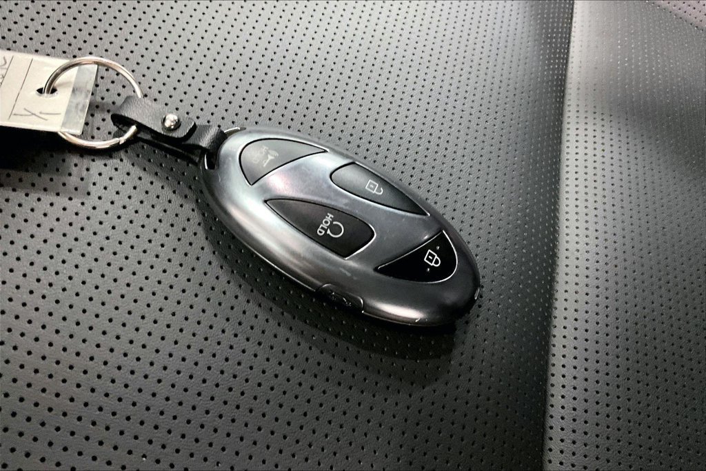 Used 2026 Hyundai Palisade SEL FWD image 12
