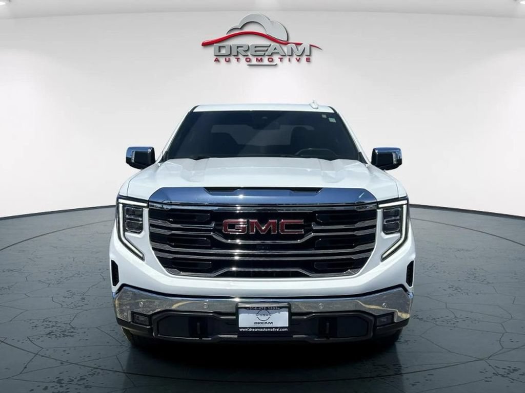 Used 2022 GMC Sierra 1500 SLT w/ SLT Premium Plus Package AWD/4WD image 2