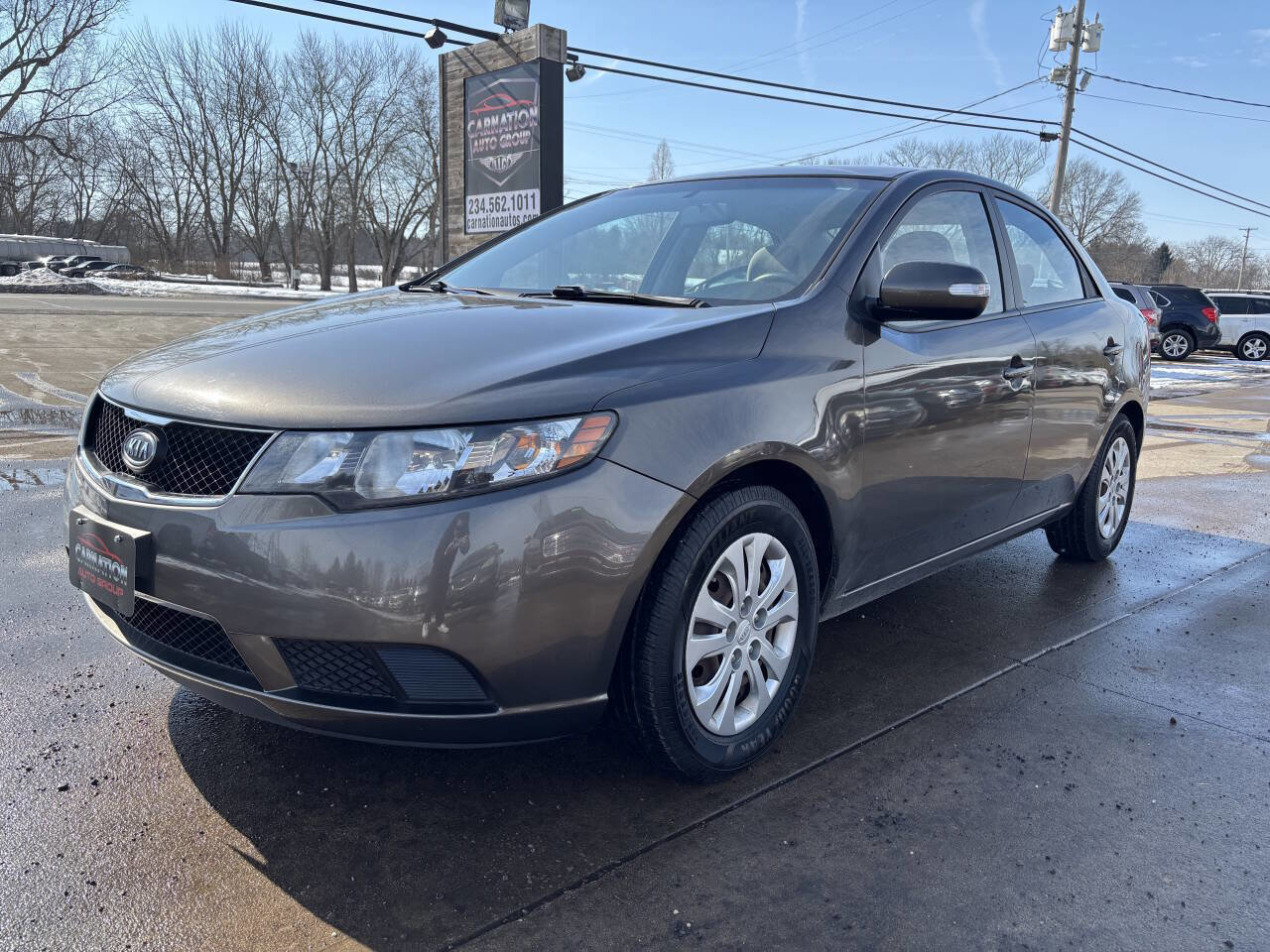 Used 2010 Kia Forte EX image 1