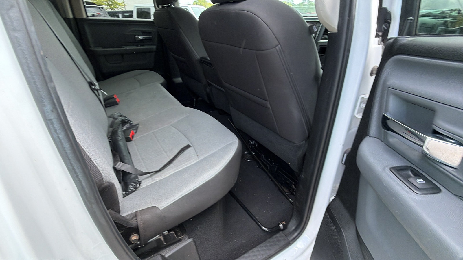 Used 2024 RAM 1500 Classic SLT AWD/4WD image 20