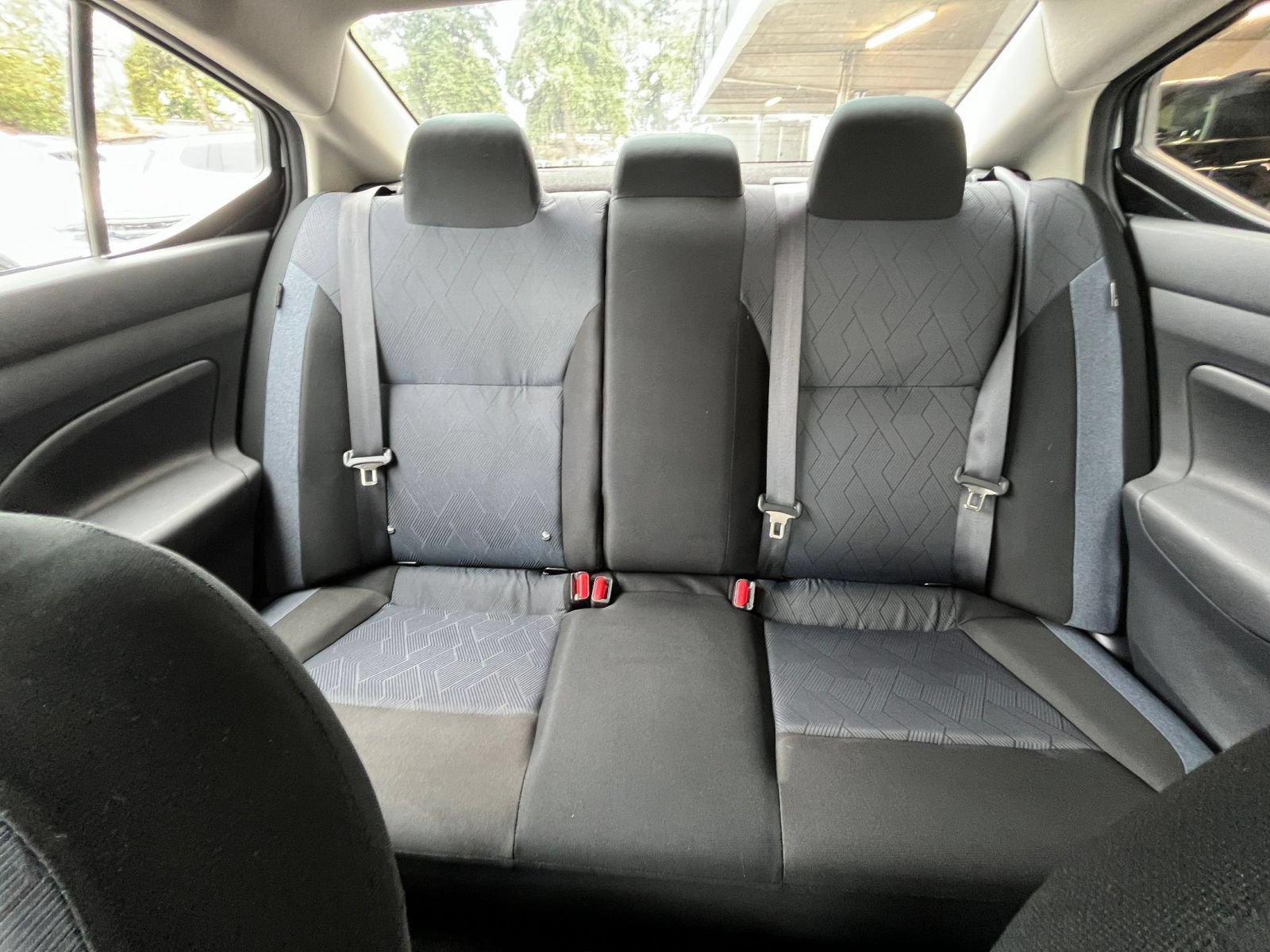 Used 2025 Nissan Versa SV FWD image 37