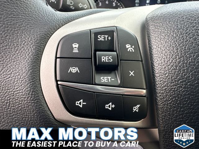 New 2024 Ford Explorer XLT w/ Equipment Group 202A image 32
