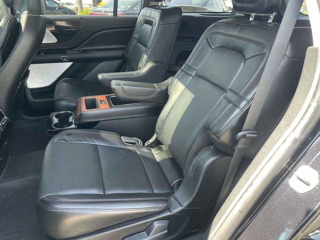 Used 2023 Lincoln Aviator Reserve w/ Equipment Group 201A image 21