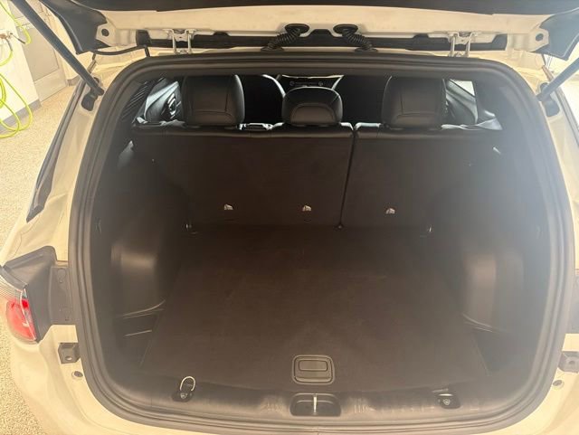 Used 2025 Jeep Compass Trailhawk AWD/4WD image 19
