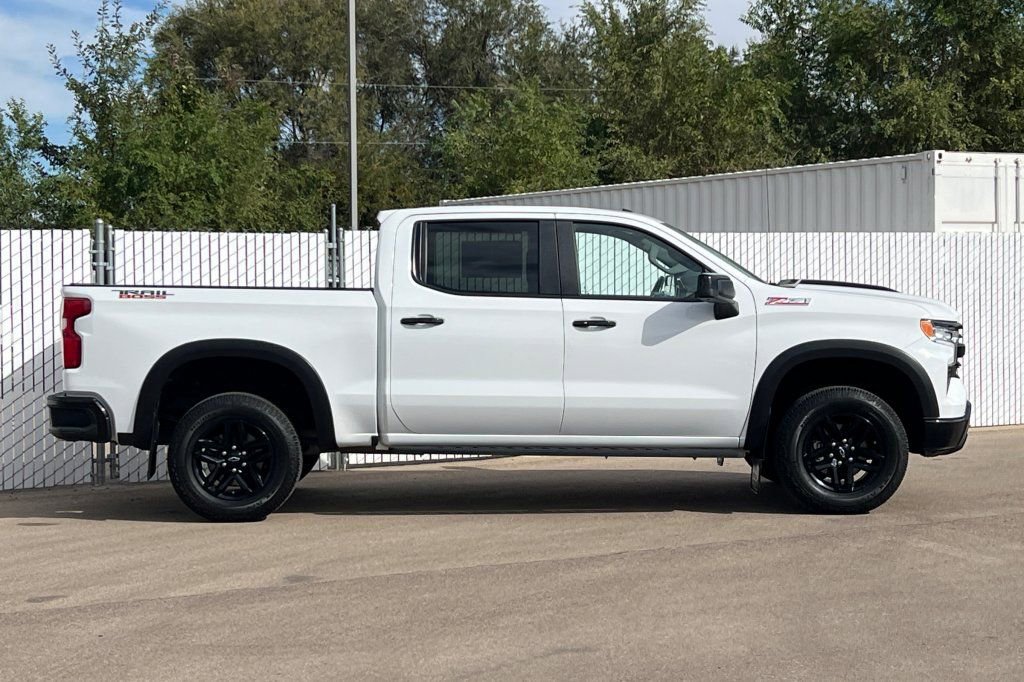 Used 2022 Chevrolet Silverado 1500 LT Trail Boss w/ Protection Package image 3