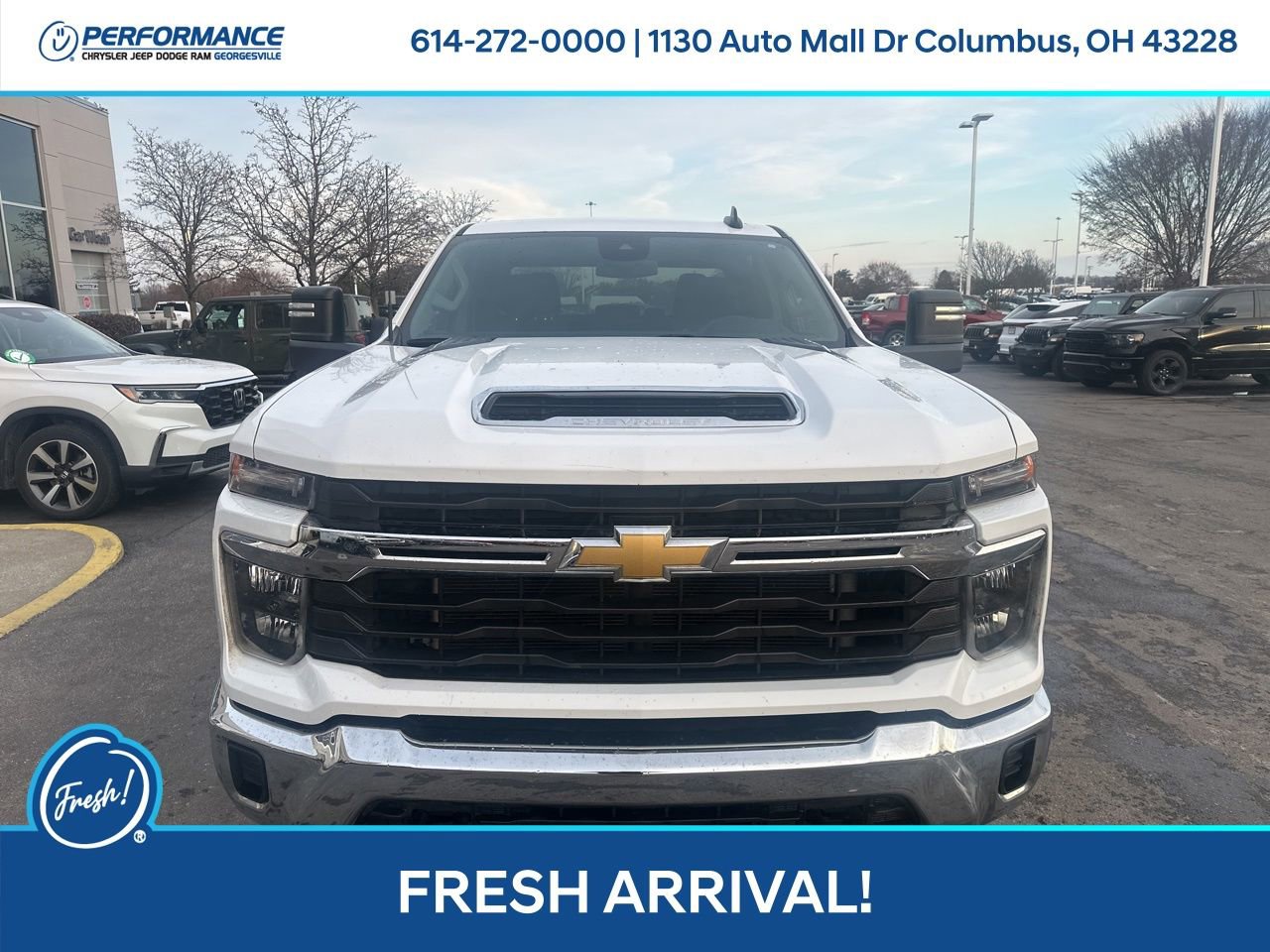 Used 2024 Chevrolet Silverado 3500 LT image 9