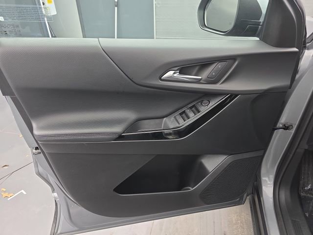 Used 2025 Chevrolet Equinox LT image 23