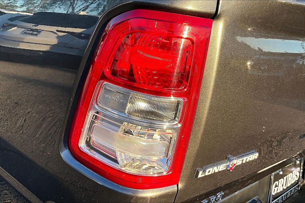 Used 2019 RAM 1500 Big Horn RWD image 39