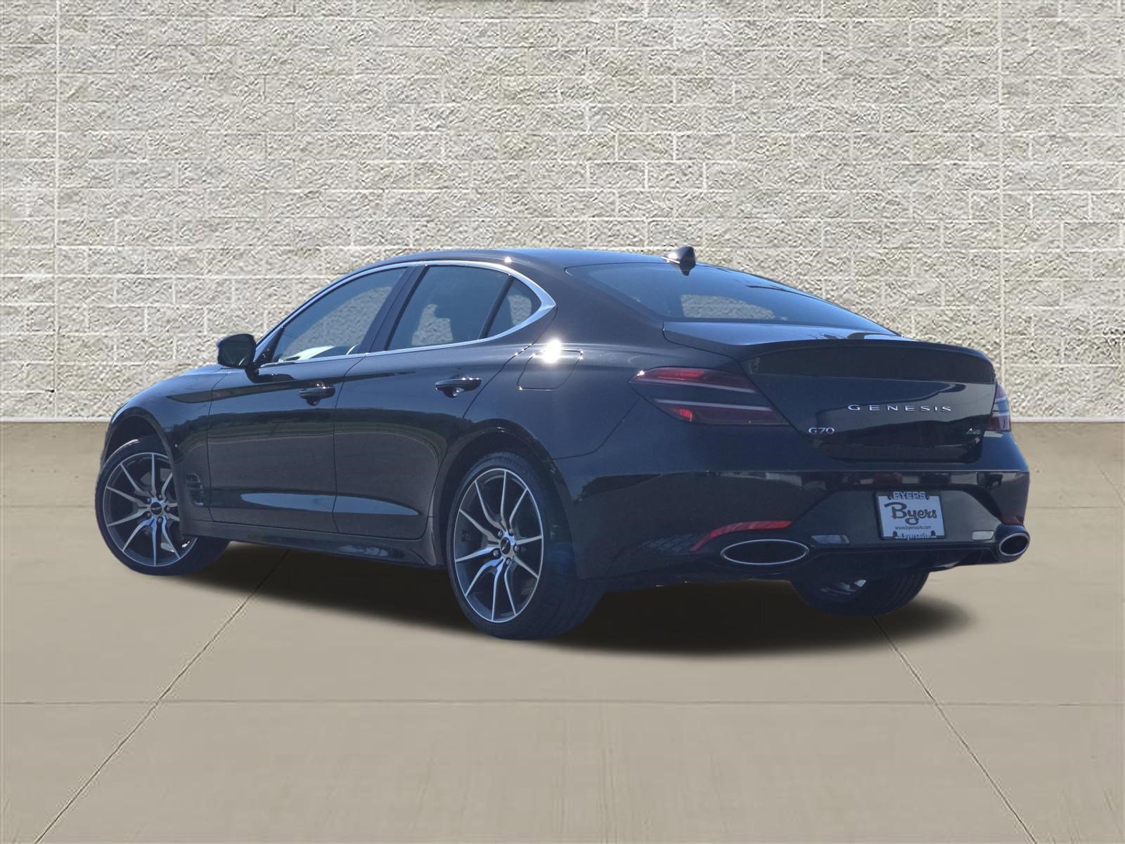 Used 2024 Genesis G70 2.5T AWD/4WD image 5