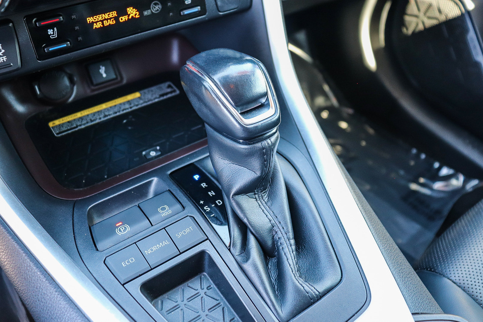 Certified 2020 Toyota RAV4 Limited FWD image 19
