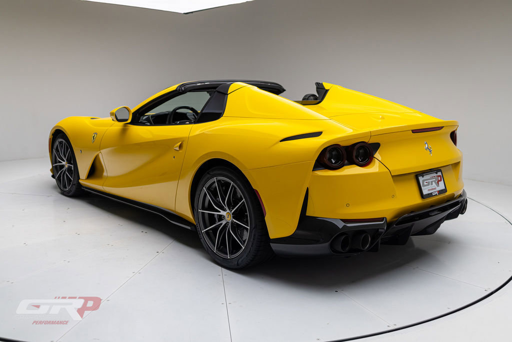 Used 2023 Ferrari 812 GTS image 5