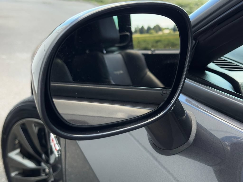 Used 2013 Dodge Challenger SRT8 w/ Harman Kardon Audio Group RWD image 30