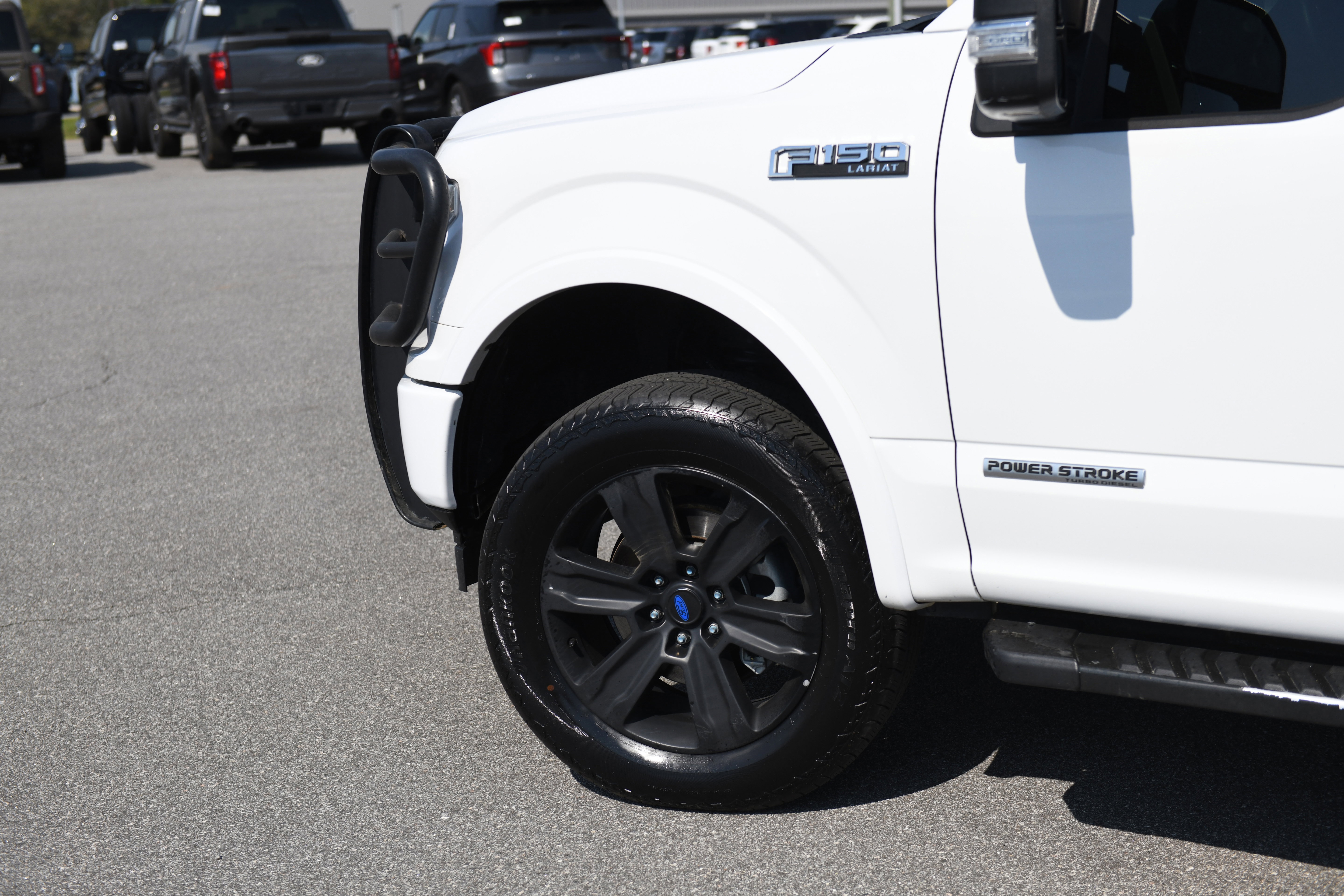 Used 2019 Ford F150 Lariat image 8