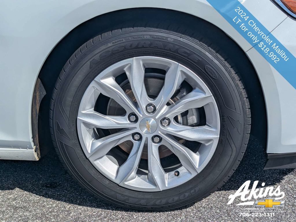 Used 2024 Chevrolet Malibu LT FWD image 10