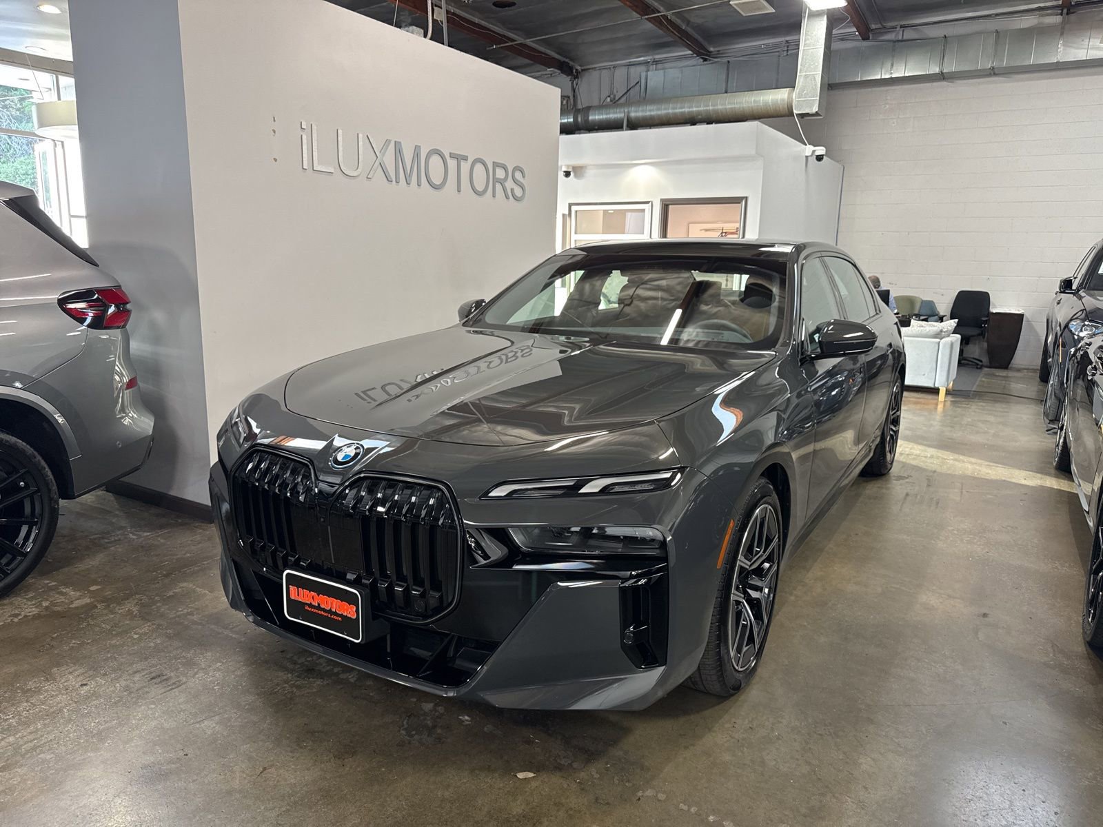 Used 2025 BMW i7 xDrive60