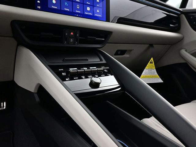 New 2026 Porsche Macan Turbo Electric image 11