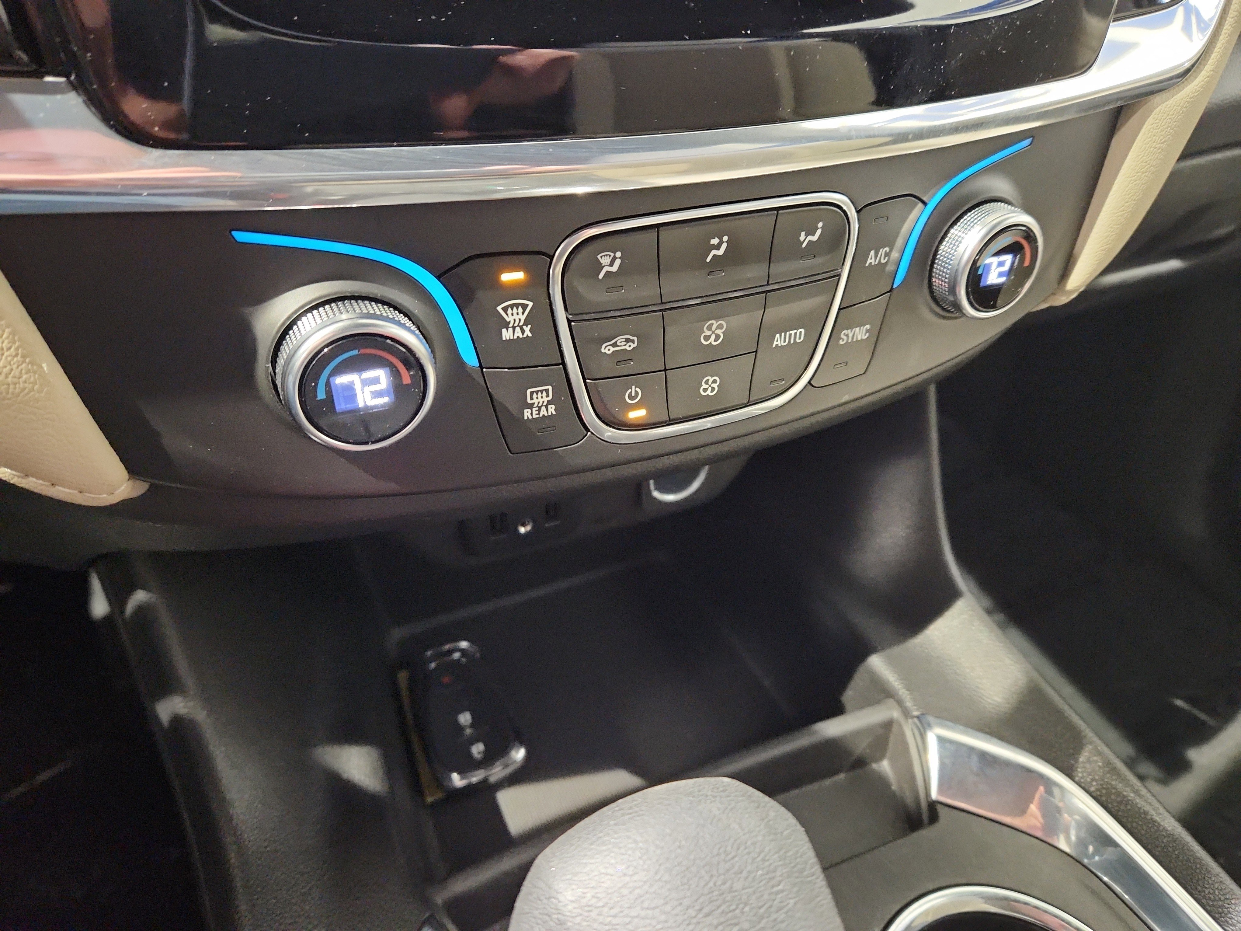 Certified 2023 Chevrolet Traverse LS image 11