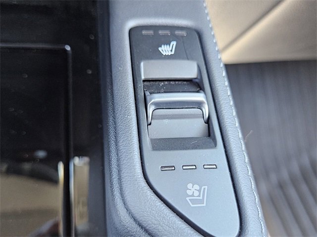 Used 2021 Kia Telluride EX w/ EX Premium Package image 26