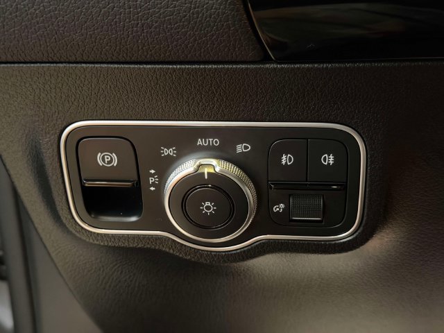 Certified 2023 Mercedes-Benz GLA 250 4MATIC image 21