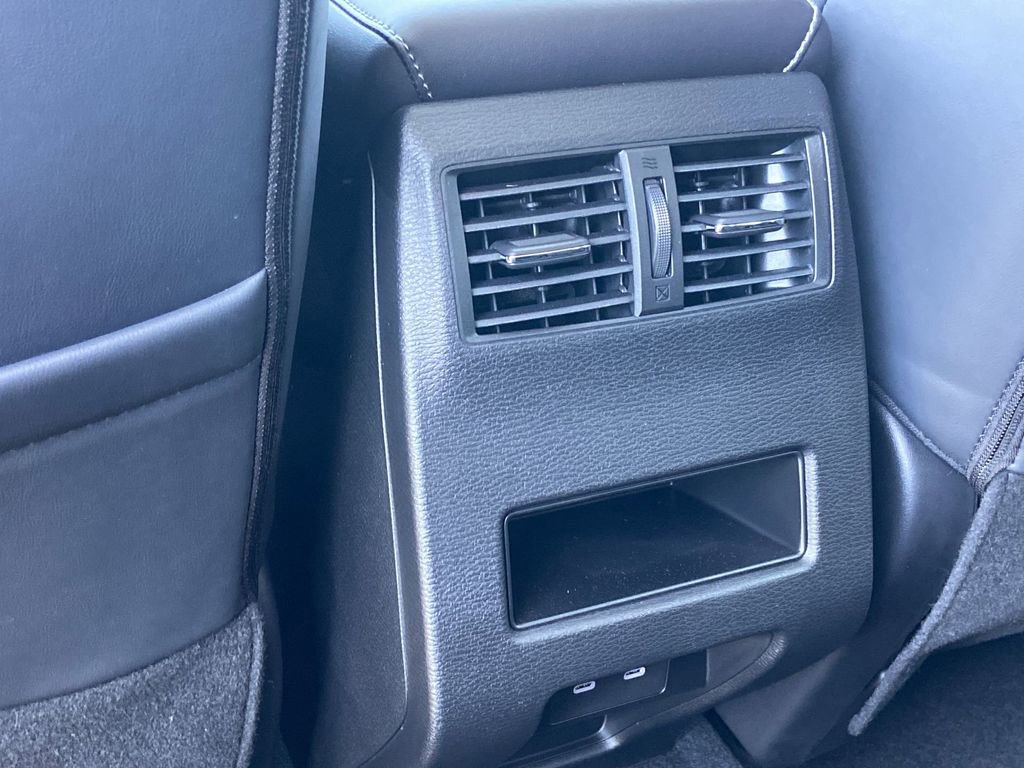 New 2026 Mitsubishi Outlander SE FWD image 18