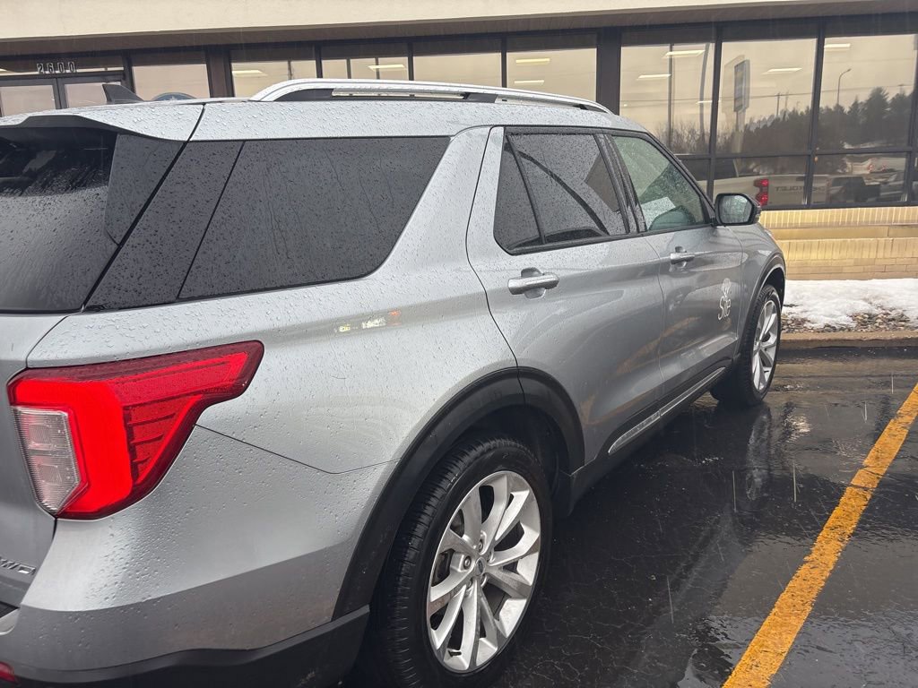 Used 2023 Ford Explorer Platinum w/ Technology Package image 6