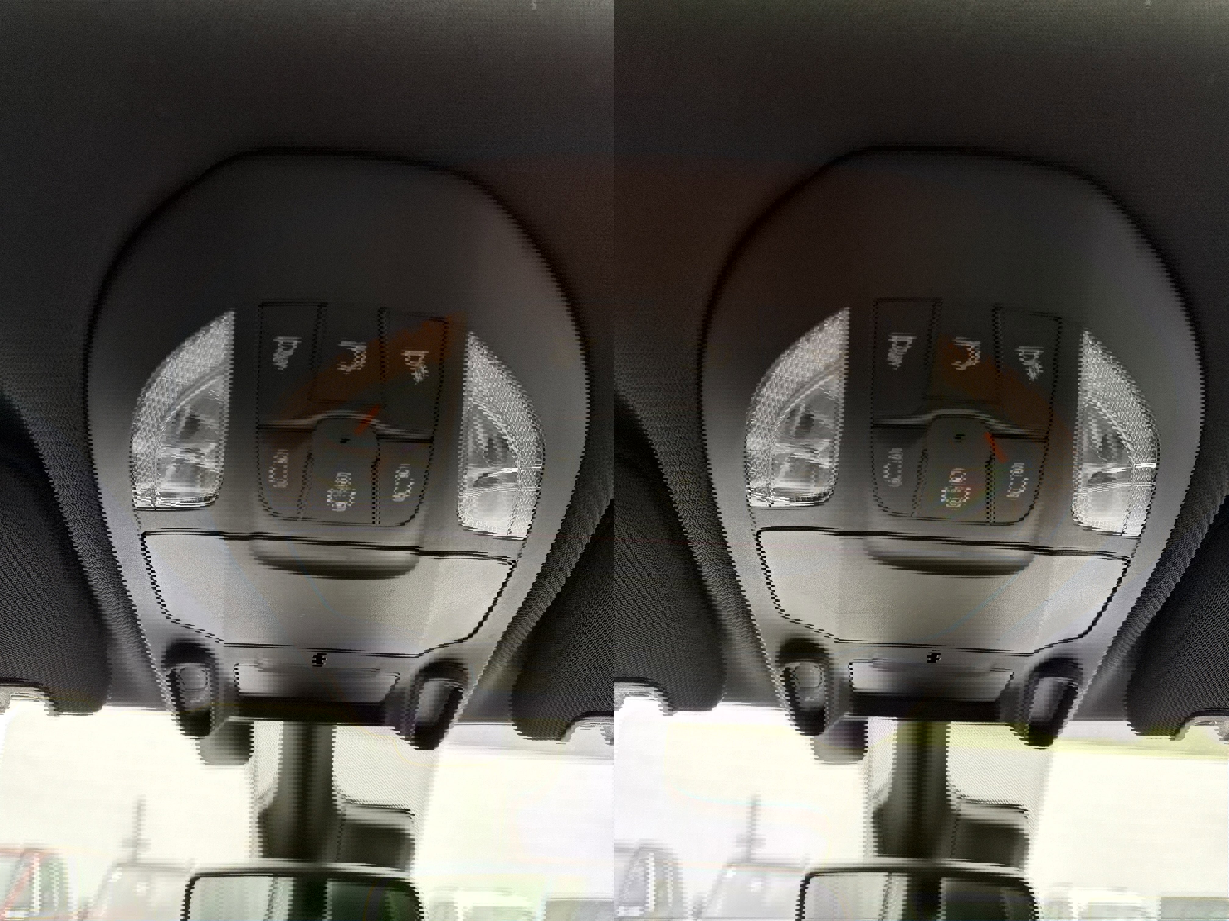 Used 2022 Chrysler Pacifica Limited w/ Uconnect Theater Family Group image 25