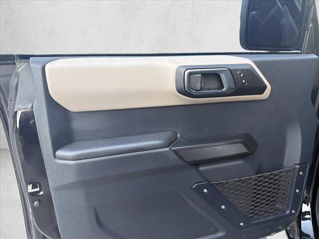 Certified 2024 Ford Bronco Wildtrak AWD/4WD image 9