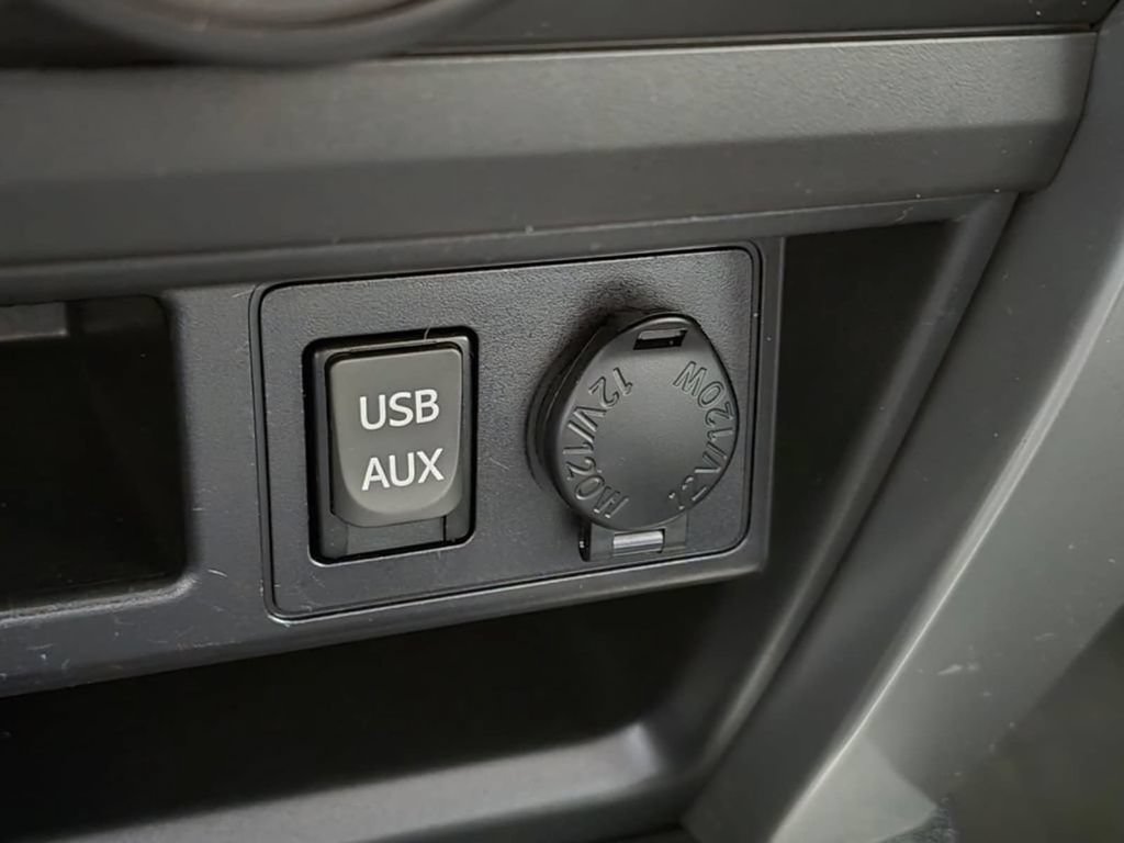 Used 2016 Toyota 4Runner SR5 AWD/4WD image 35
