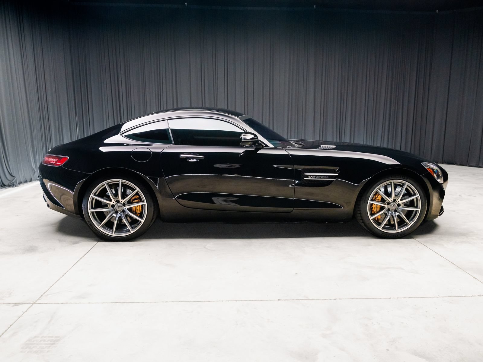 Used 2016 Mercedes-Benz AMG GT S image 17
