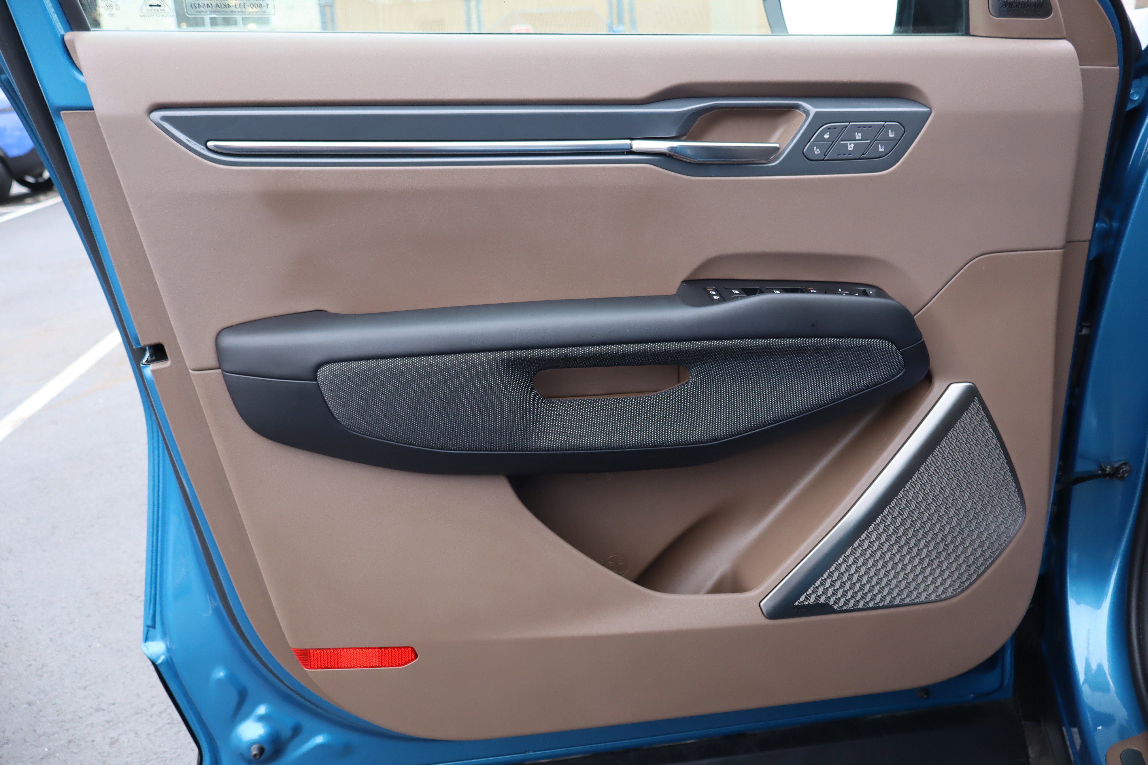 Certified 2024 Kia EV9 GT-Line image 13