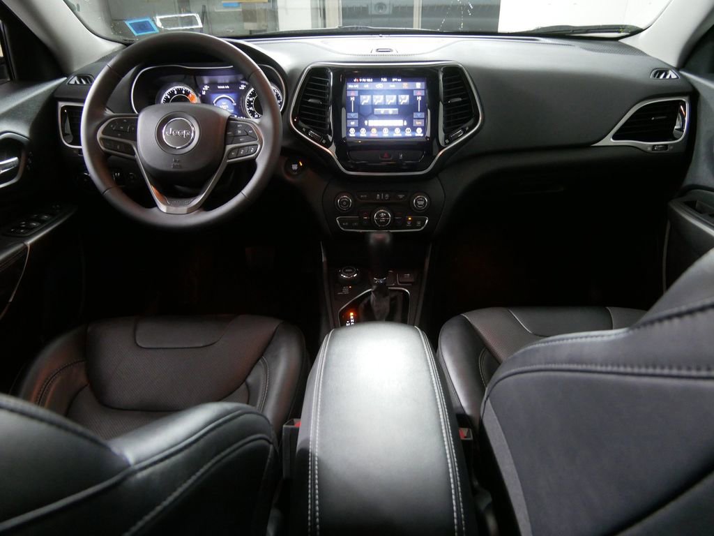 Used 2022 Jeep Cherokee Limited image 21