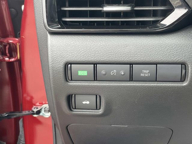 Certified 2023 Nissan Sentra SV w/ SV Premium Package FWD image 18