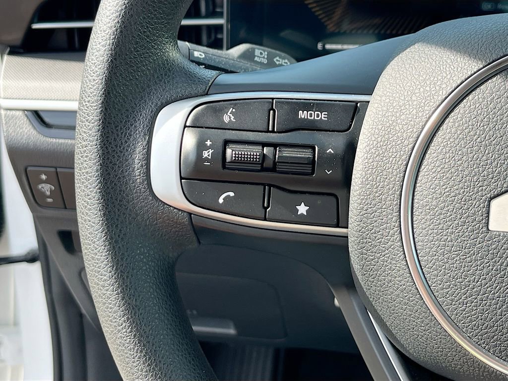 Certified 2025 Kia K5 LXS image 18