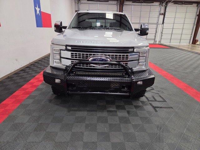 Used 2017 Ford F250 Platinum w/ Platinum Ultimate Package AWD/4WD image 4