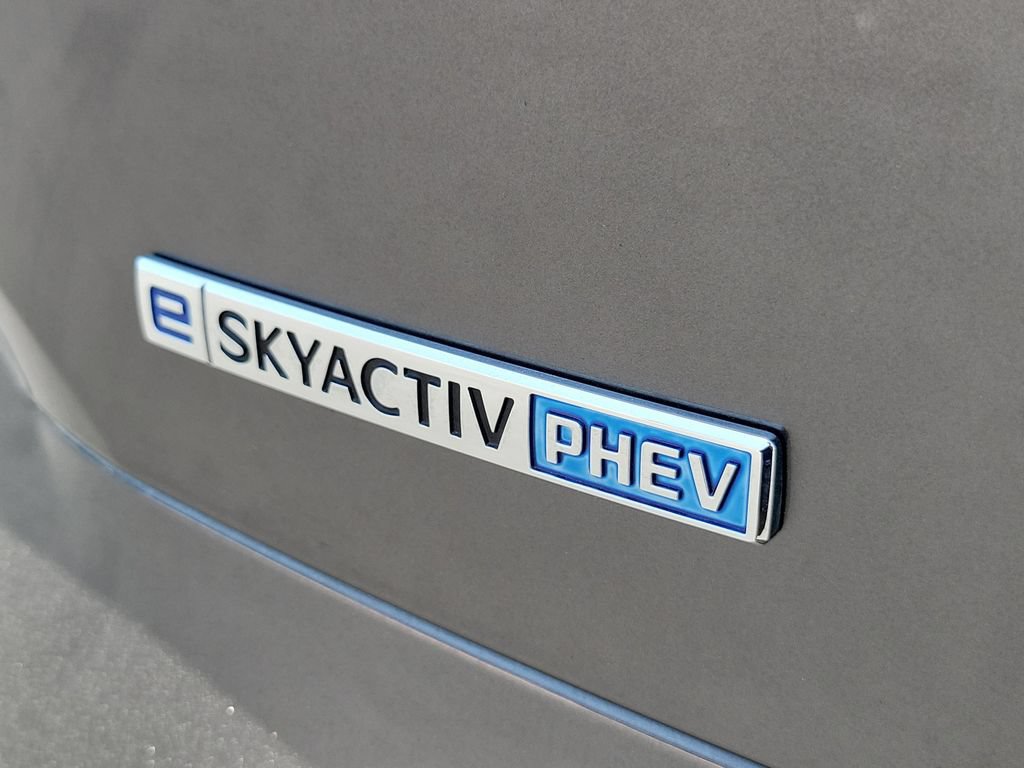 Certified 2024 MAZDA CX-90 Plug-In Hybrid w/ Preferred AWD/4WD image 30