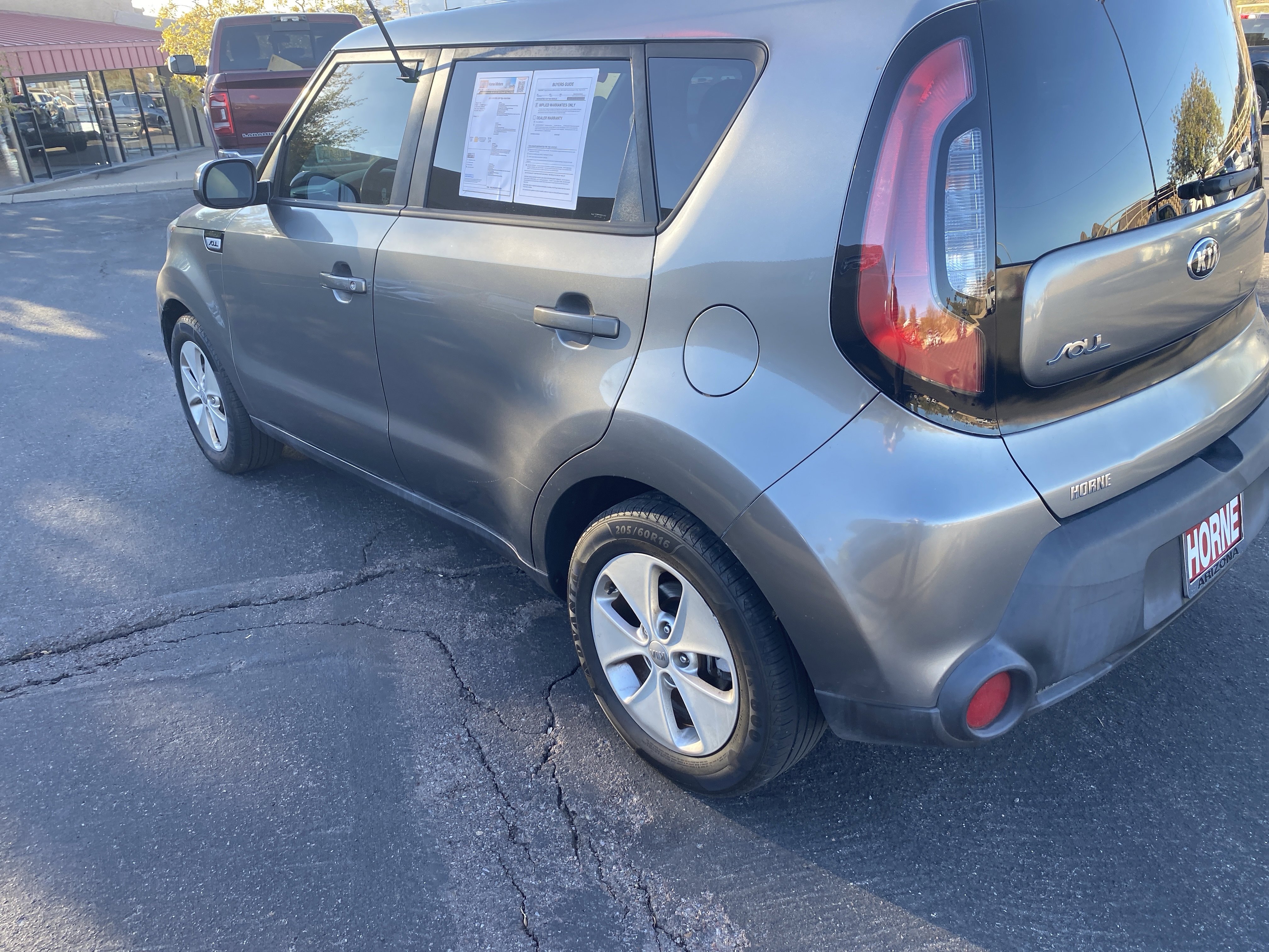 Used 2016 Kia Soul image 2