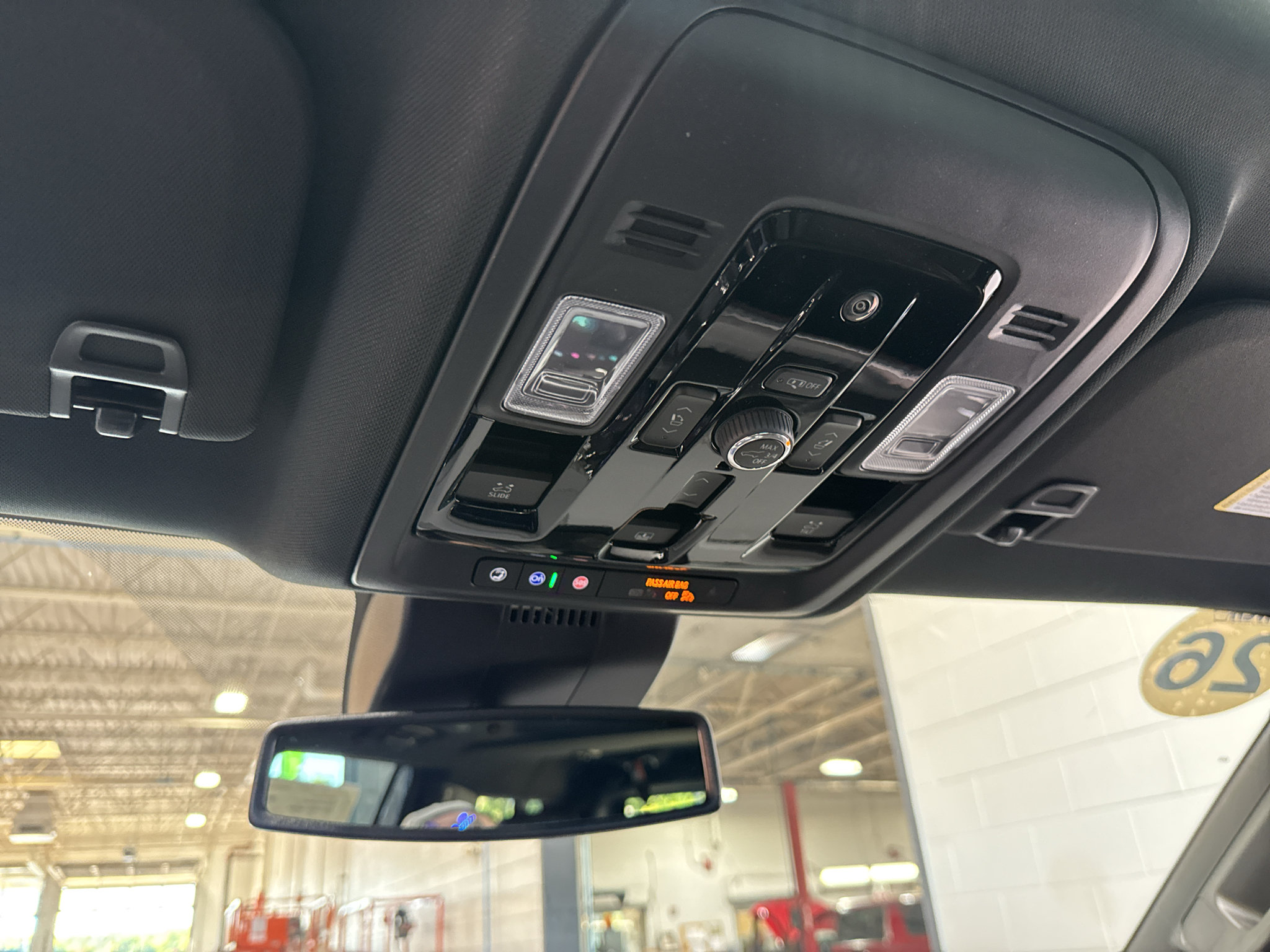 New 2026 Chevrolet Suburban RST w/ RST Capability Package AWD/4WD image 39