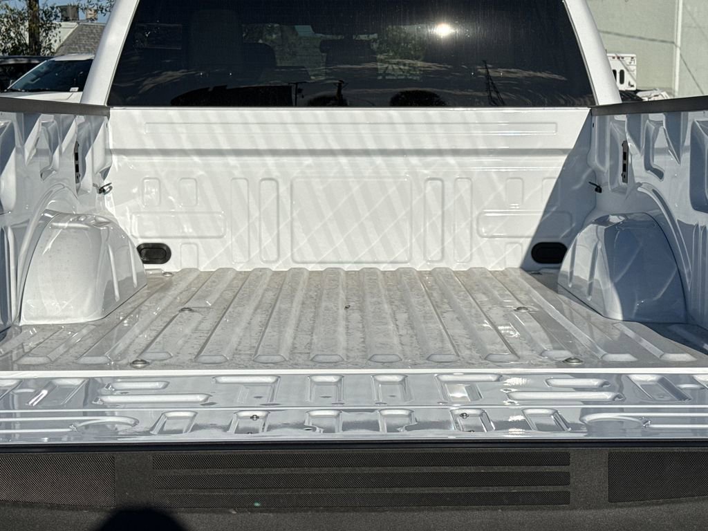 New 2025 Ford F150 Lightning Flash image 21