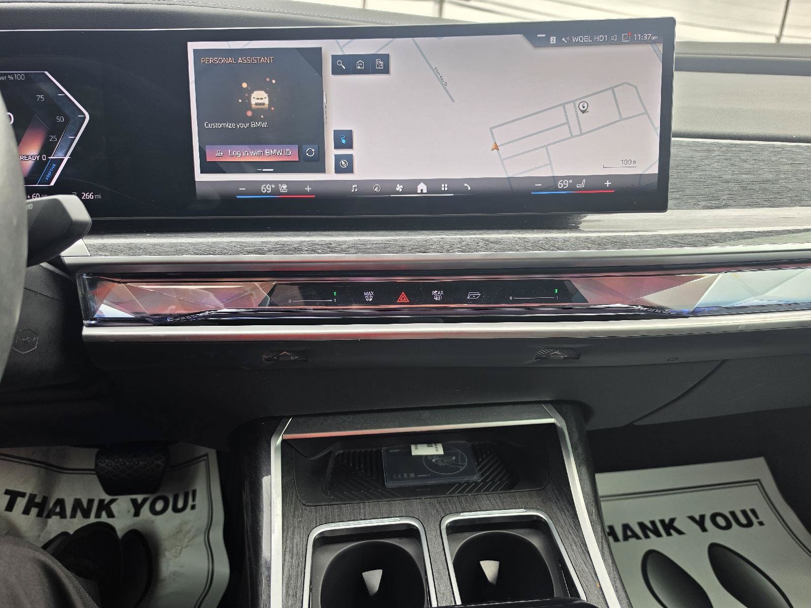 Used 2023 BMW i7 xDrive60 w/ Executive Package 2 AWD/4WD image 14