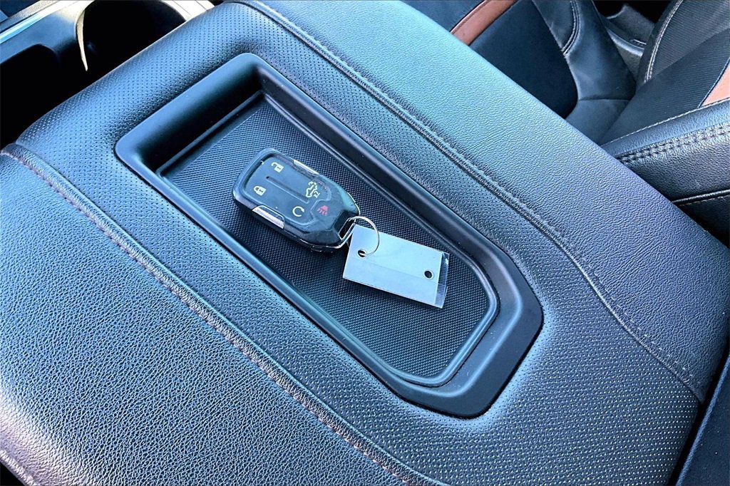 Used 2021 GMC Sierra 2500 AT4 w/ AT4 Premium Plus Package image 35