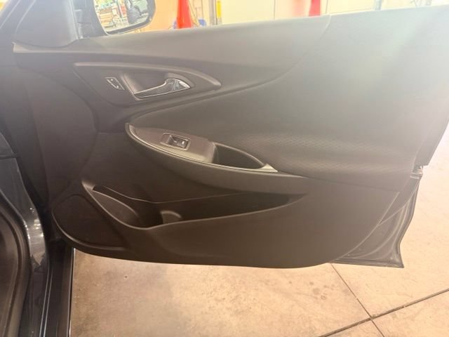 Used 2020 Chevrolet Malibu RS w/ LPO, Convenience Package 1 FWD image 28