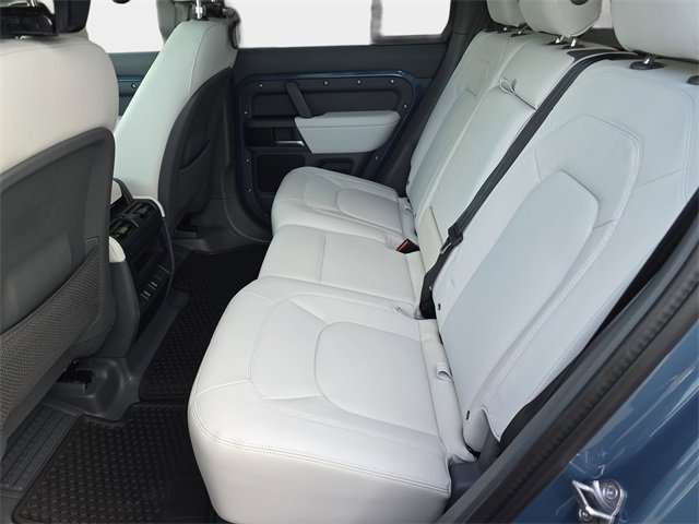 New 2026 Land Rover Defender 110 S image 10