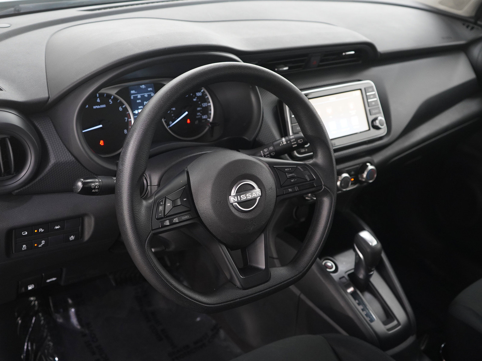 Used 2024 Nissan Kicks S FWD image 20