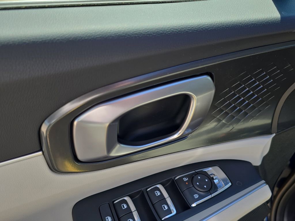 New 2026 Kia Sorento S FWD image 18