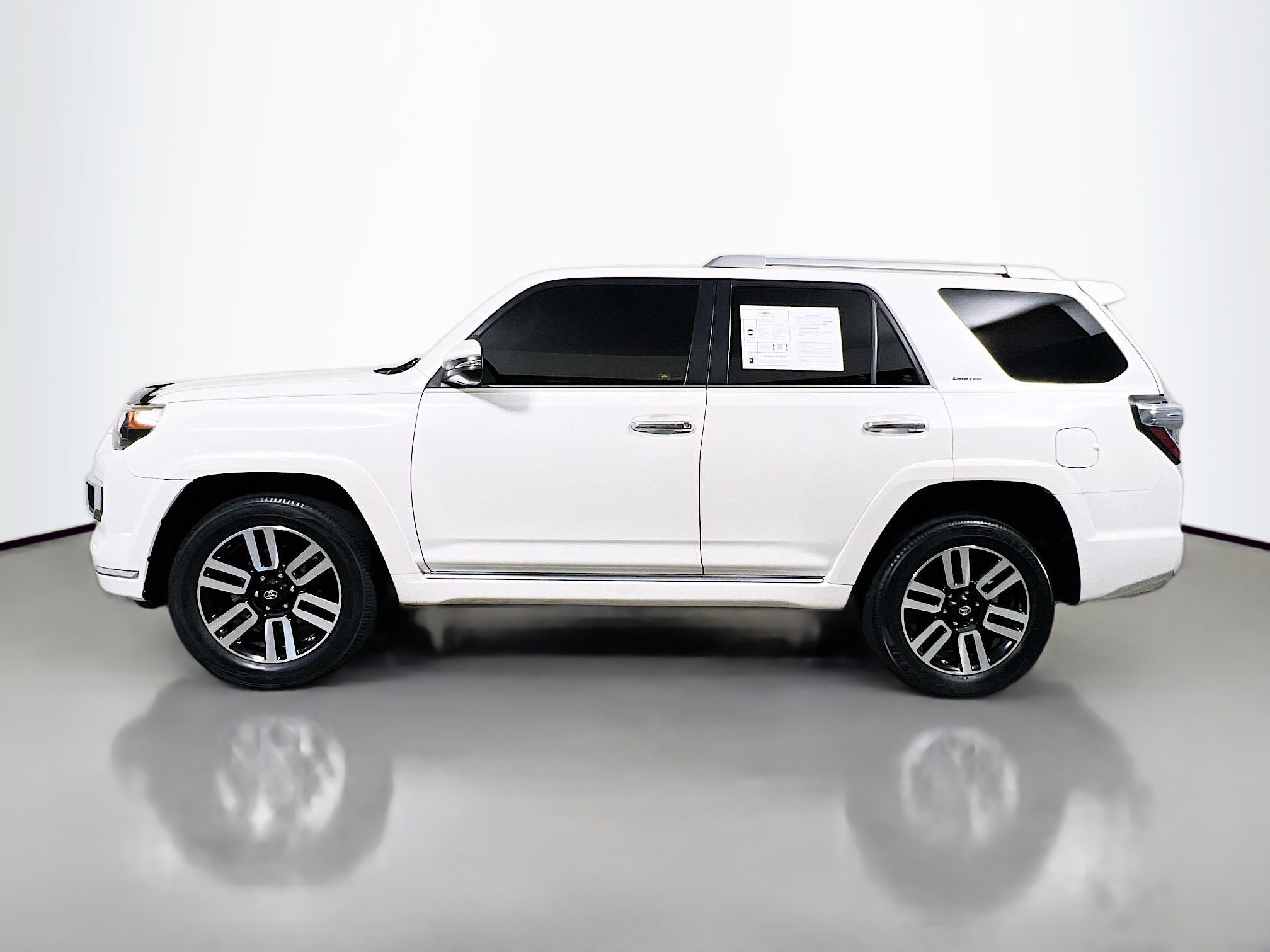 Used 2019 Toyota 4Runner Limited image 9