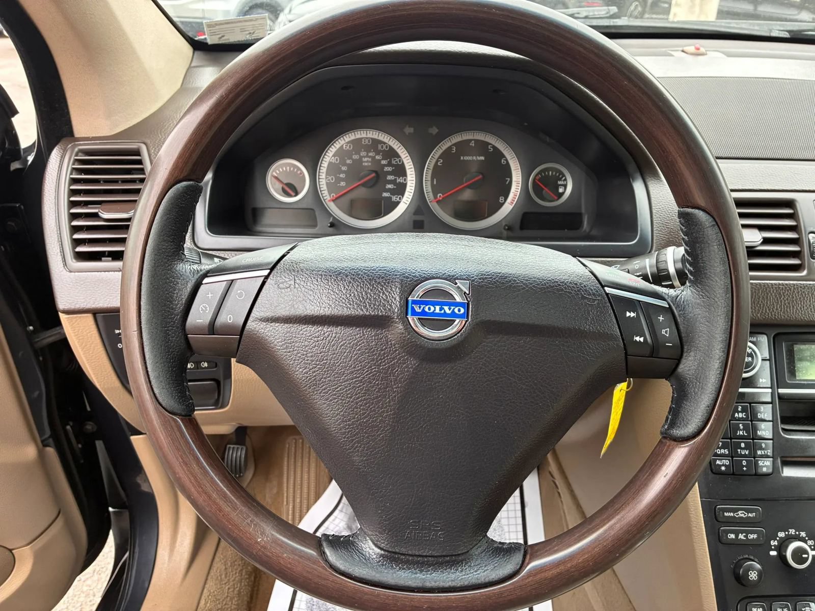 Used 2011 Volvo XC90 3.2 AWD/4WD image 23