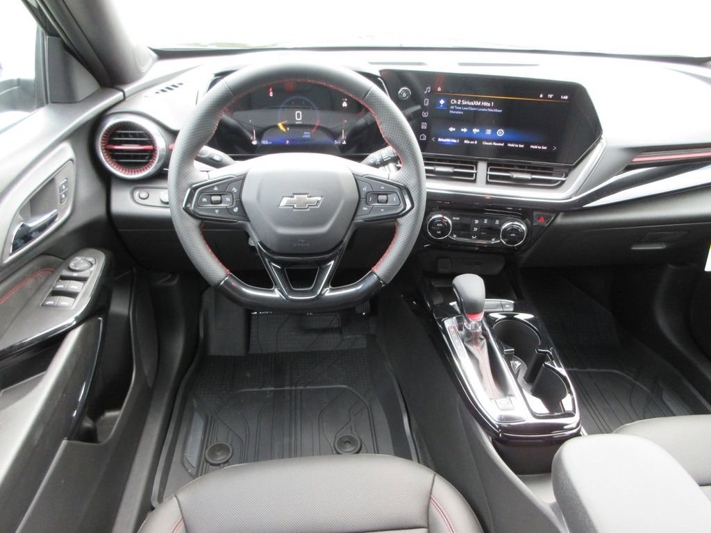 New 2026 Chevrolet Trax RS w/ Sunroof Package FWD image 14