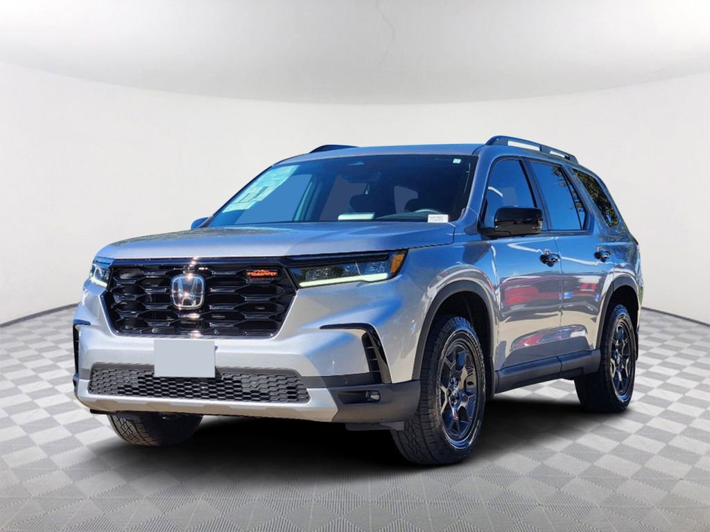 New 2025 Honda Pilot TrailSport image 3