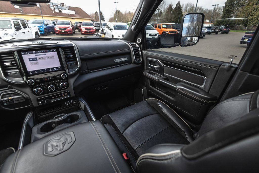 Used 2022 RAM 3500 Laramie image 28