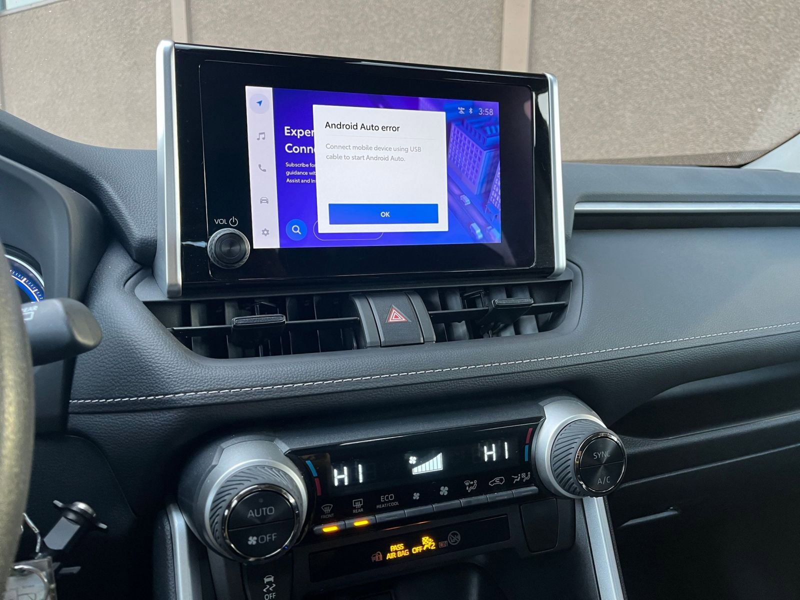 Used 2025 Toyota RAV4 LE image 21